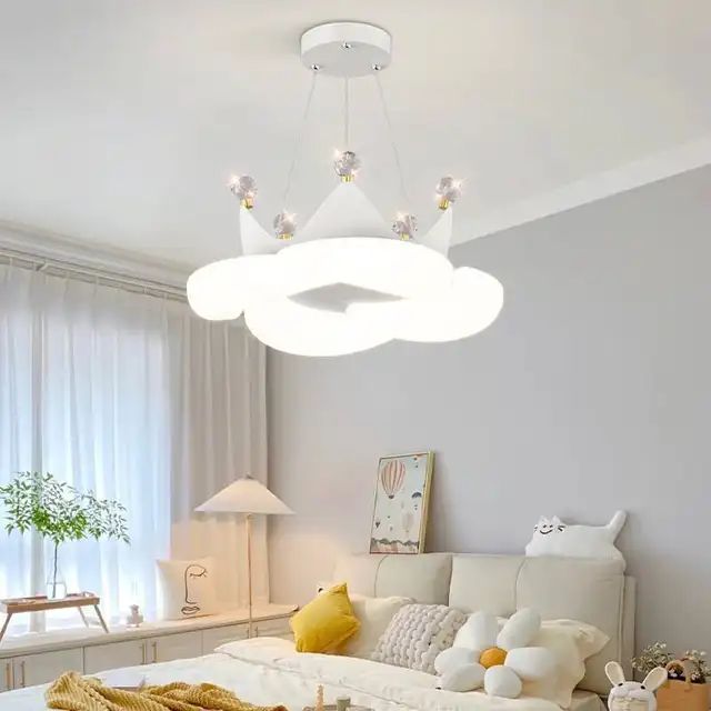 Crown shape pendant light