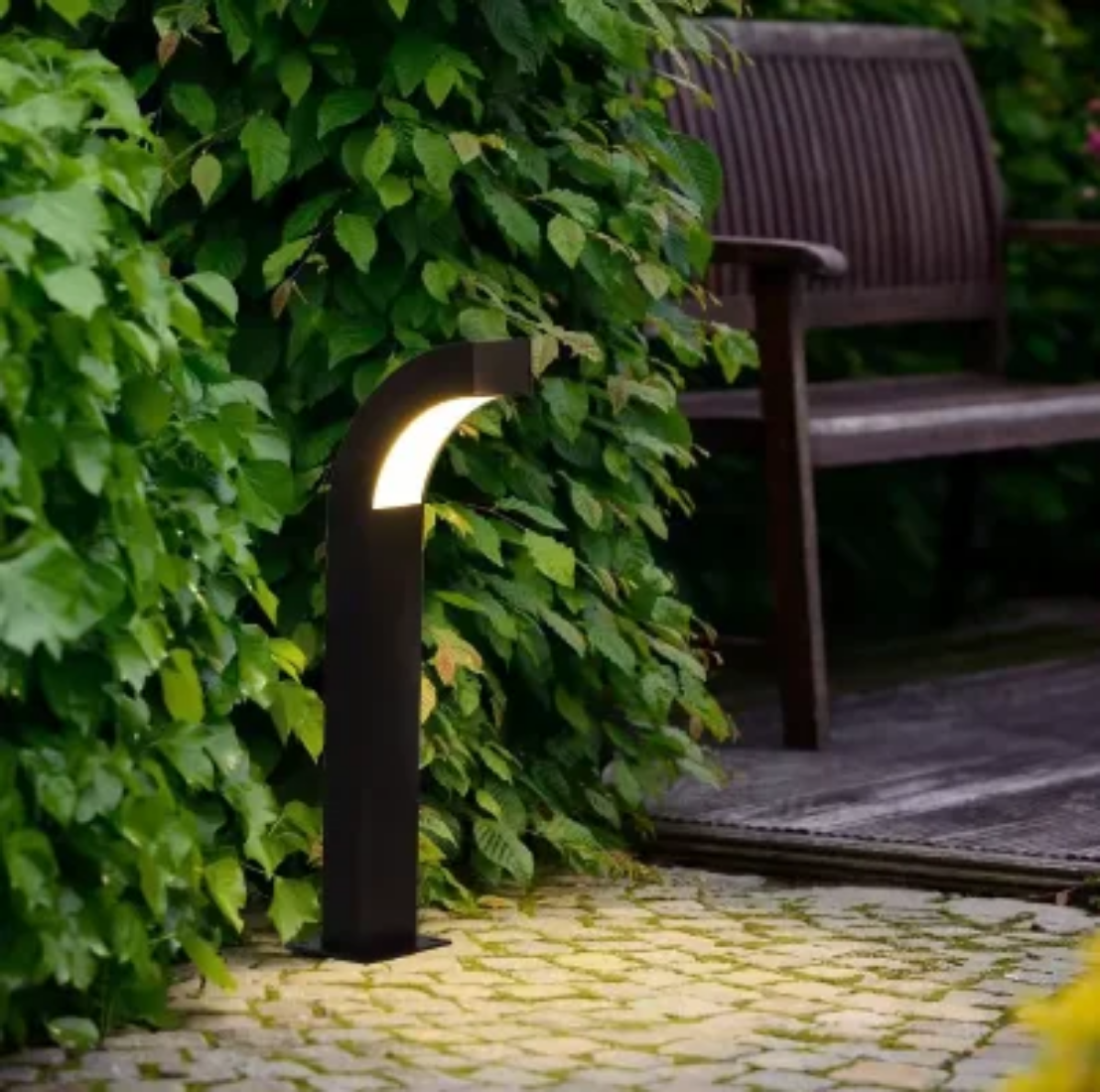 Modern outdoor lights waterproof solar lawn landscape light Curved lamp for garden