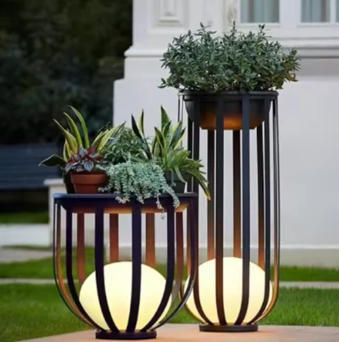 Waterproof balcony terrace flower shelf lamp Outdoor courtyard lawn lamp Solar Garden Light