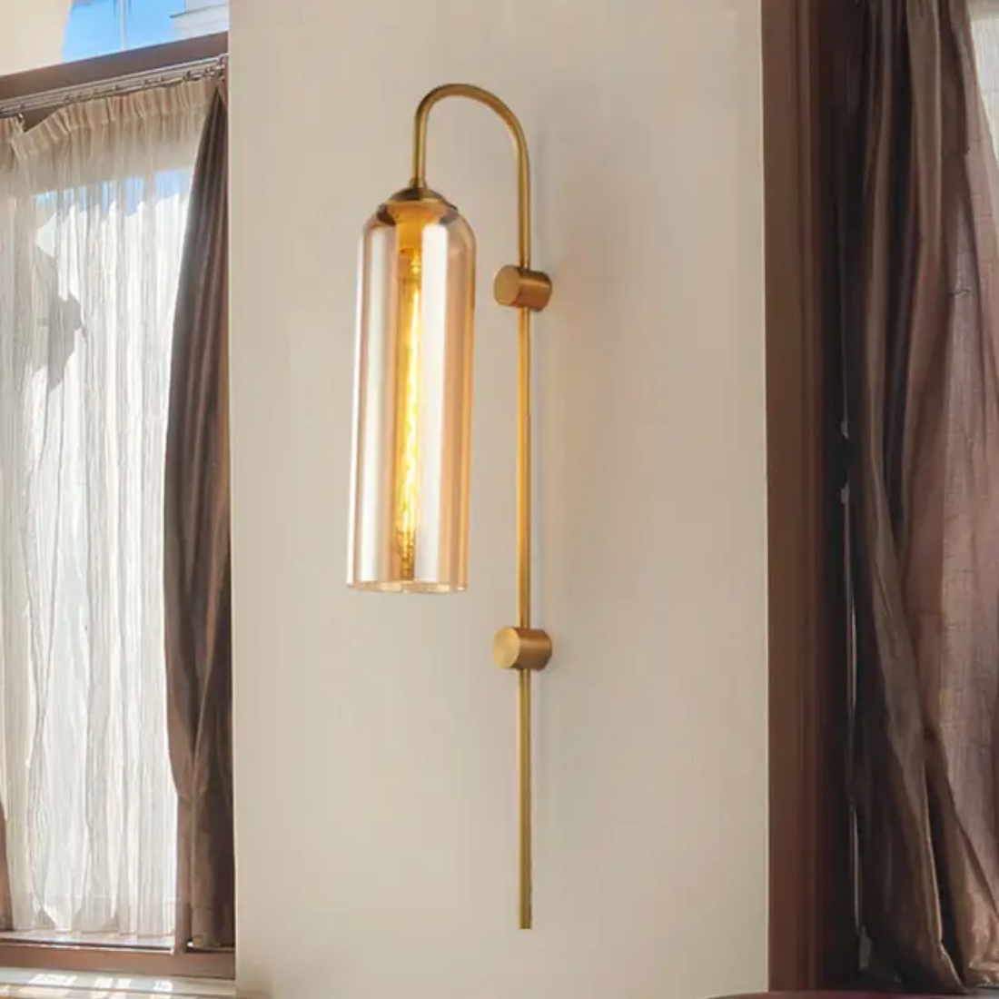 Simple all-copper wall lamp