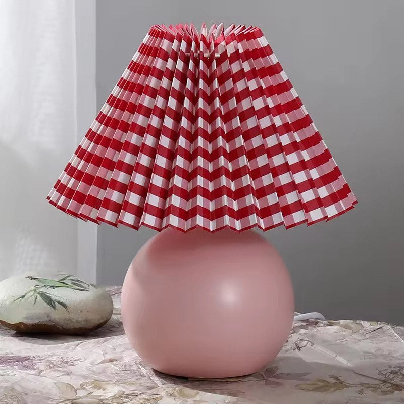 European ceramic table lamp