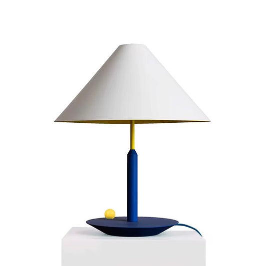 Fashion desk lamp