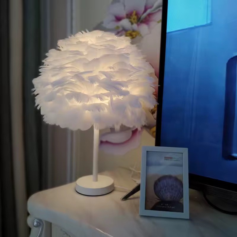 ostrich feather table nail lamp