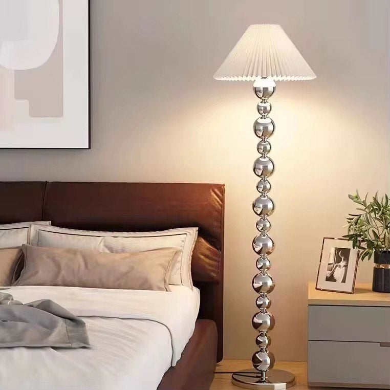 Nordic metal standing floor lamp