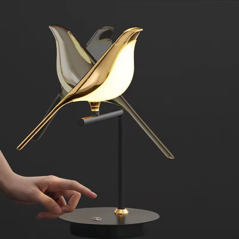 Metal bird Led Table Lamp