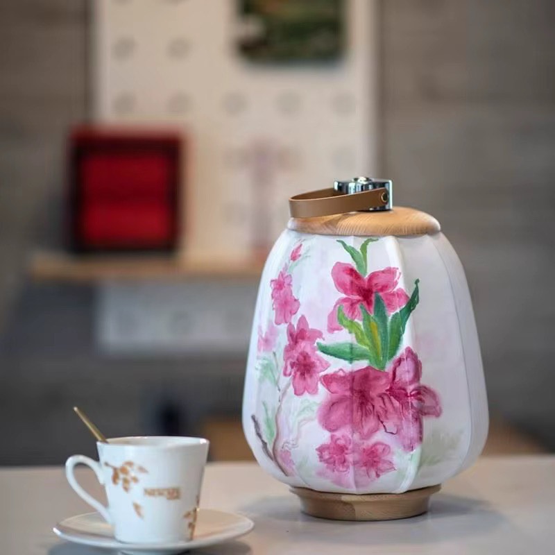 Hand-painted  chinese lantern table lamp