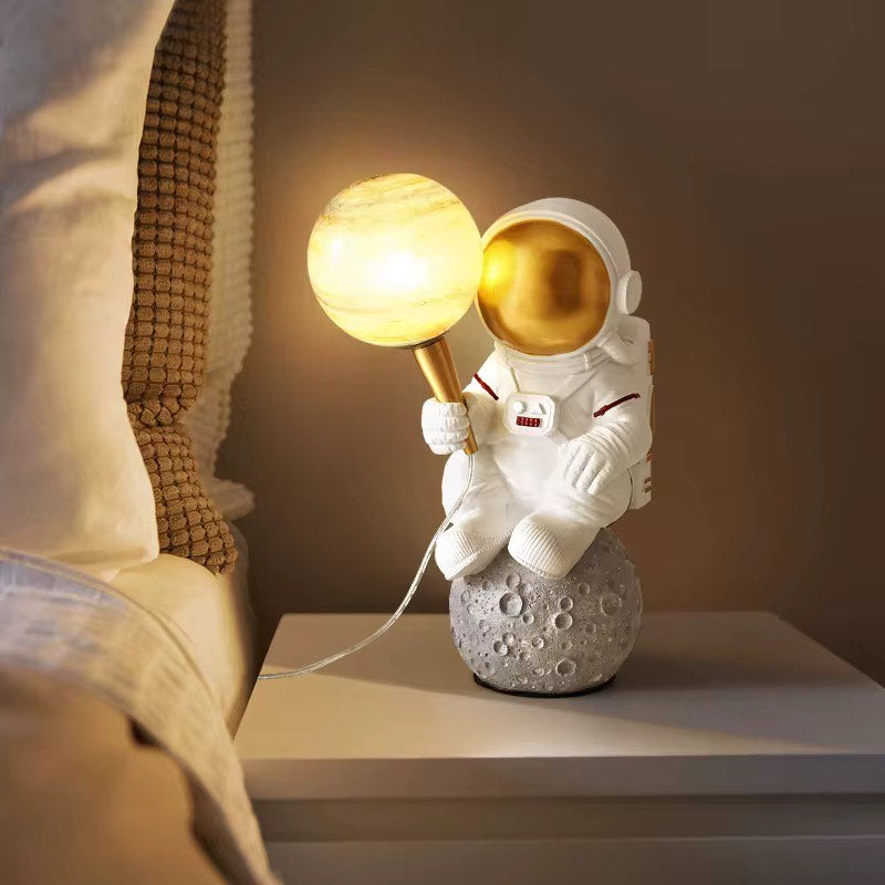 Modern anime table lamp Astronaut-Themed LED Table Lamp