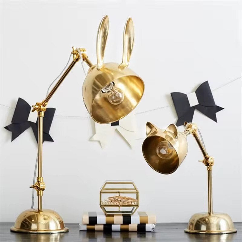 Rabbit iron vertical table lamp